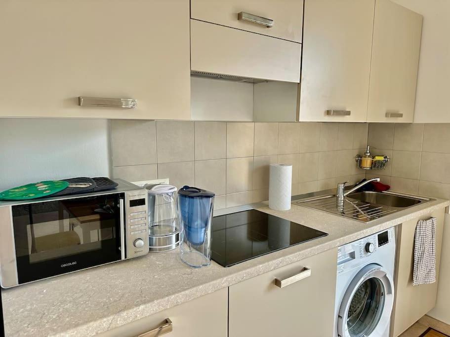 Graziosa Casa In Centro Storico Apartment Genoa
